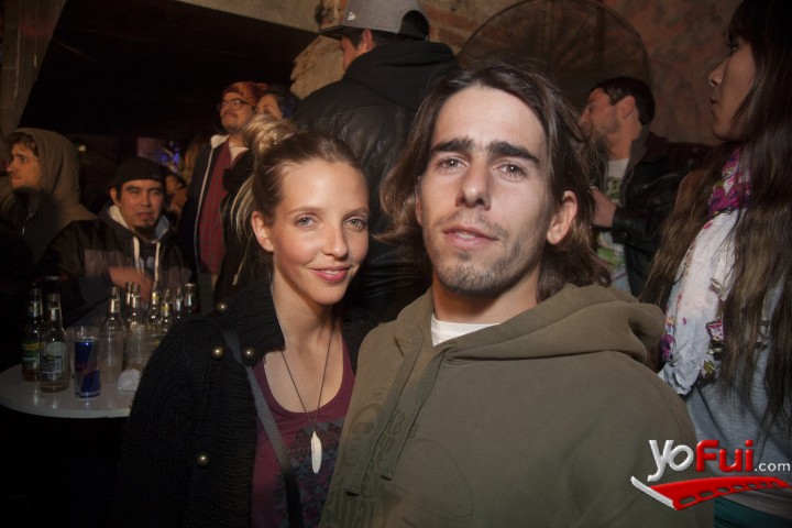 Carolina Gael, Vicente Santa Cruz