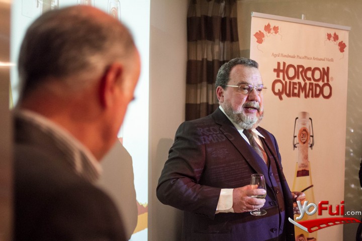 Fotografía en Lanzamiento de Horcón Quemado 20 Años, Escuela de los Sentidos