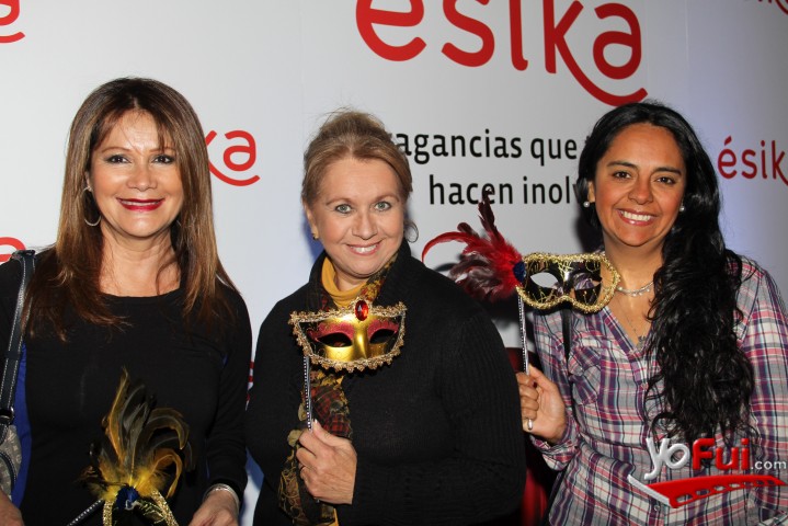 Macarena Moyano en Aromas de Esika