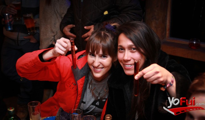 Daniela Vidal en Debut de The JägaBand