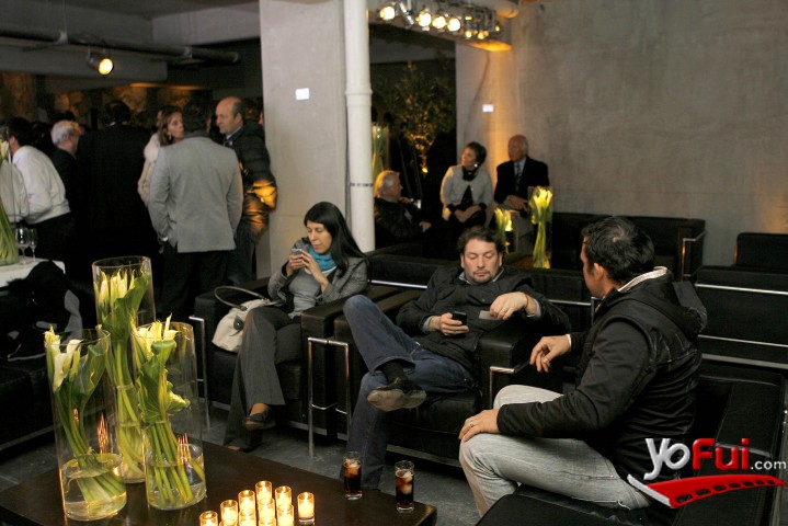 Fotografía en Inauguracion Edificio Quinchamali de Los Andes, Edificio Quinchamalí de Los Andes