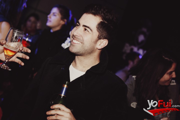 Rafael Arancibia en Fiesta Royal Guard Black Label en el Metro