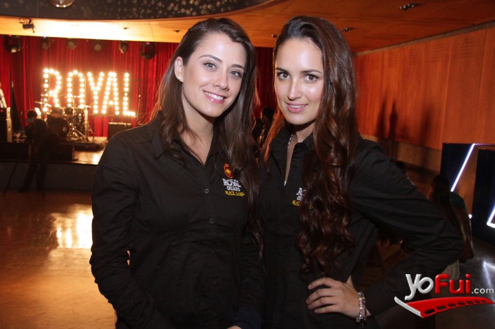 Fotografía en Fiesta Royal Guard Black Label en el Metro, Metro de Santiago