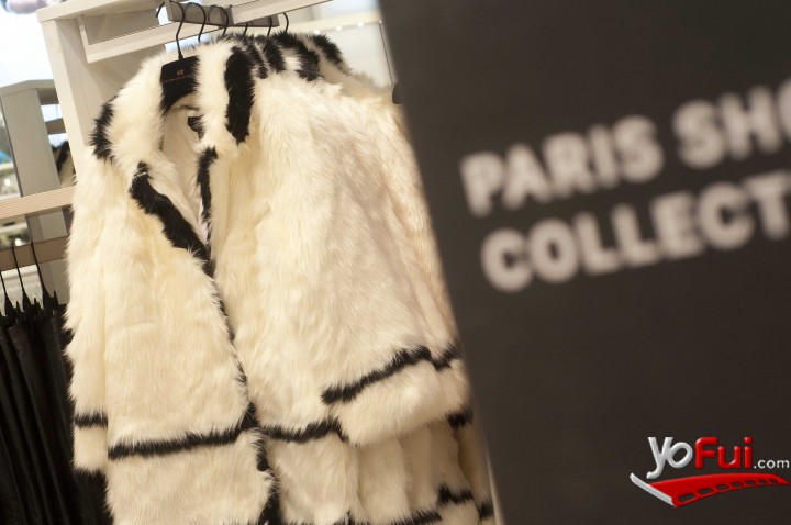 Fotografía en Venta de la colección limitada de H&M, Paris Show Collection, Tienda H&M