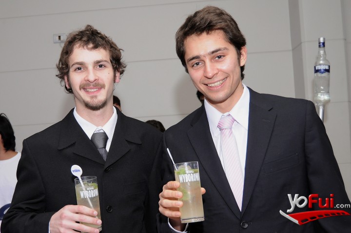 Pedro Fernandez, Jan Holvoet