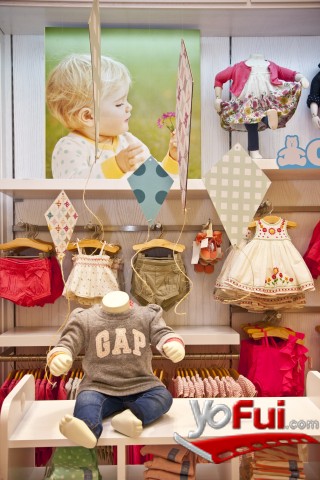 Fotografía en Inauguración primera tienda Gap Kids&Baby, Portal La Dehesa