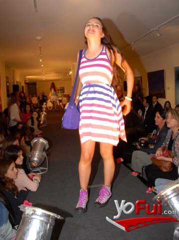 Fotografía en Fashion Teen Santiago 2013 en beneficio de Fundación Escúchame, Museo Ralli