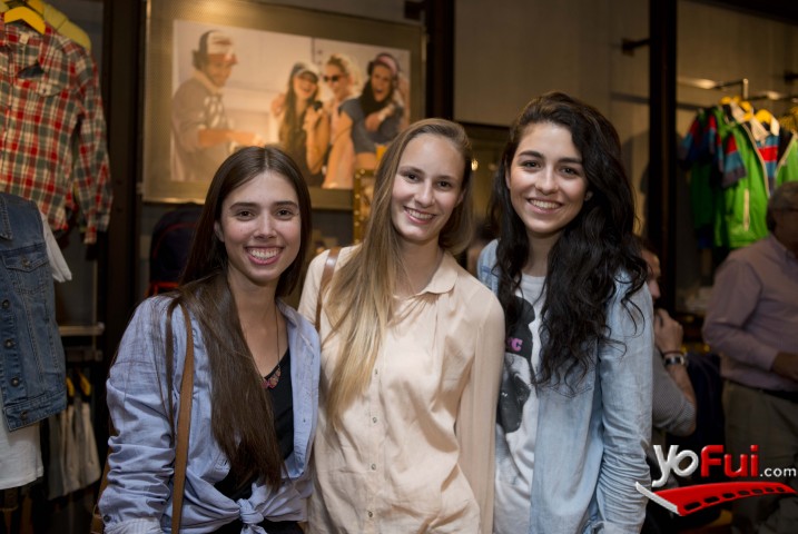 Antonia Melo en Inauguración tienda CAT New Store