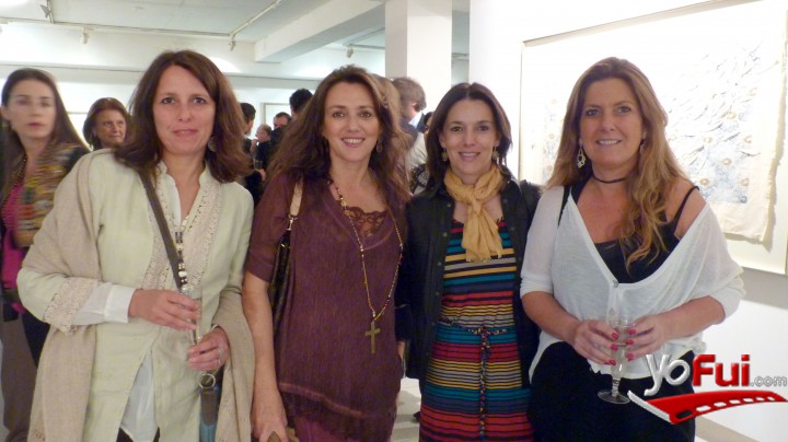 Alejandra García en Inauguración “Seda & Gráfica” de la artista Verónica González