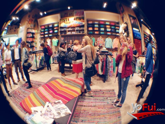 Fotografía en Lanzamiento nueva tienda Maui and Sons, Tienda Maui and Sons