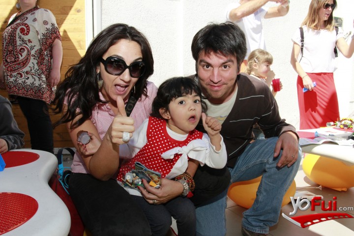 Renata Bravo, Sara Morales, Carlos Morales