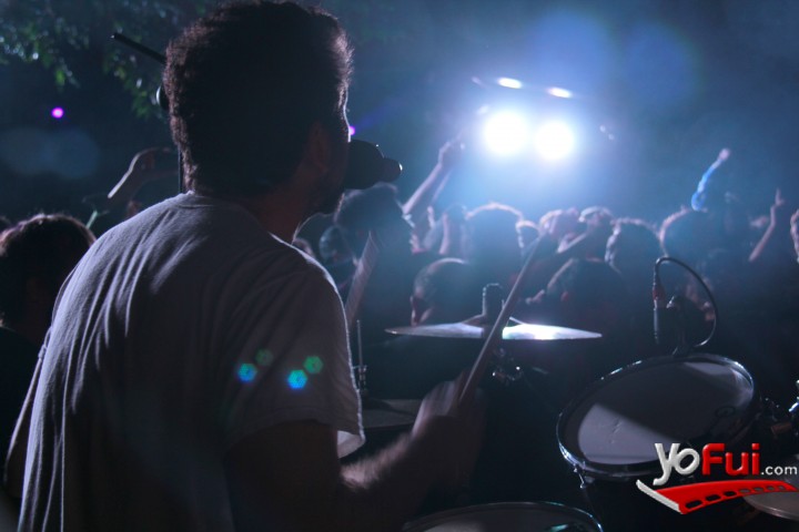 Fotografía en Japandroids en último concierto del ciclo Virgin Converse S.U.E.N.A., Cine Arte Alameda