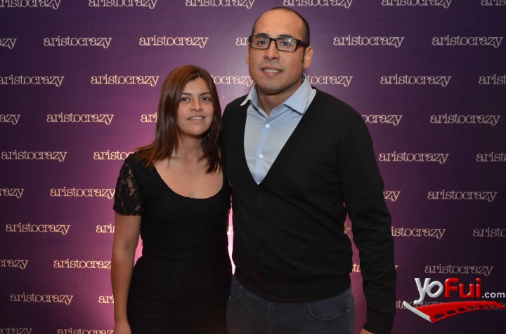 Victoria Armijo, Carlos Robles