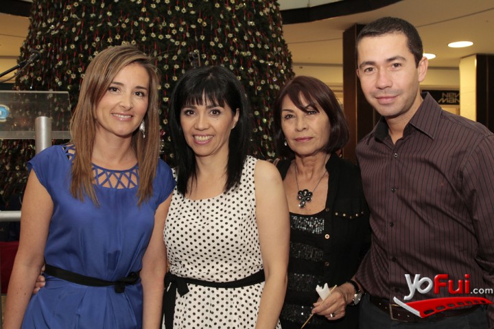 Valeska Soto en Encendido del árbol de navidad Swarovski en Parque Arauco