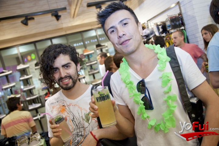 Guillermo Catalán en Roxy & Quiksilver juntos en evento playero