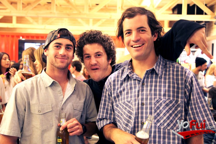 Vicente Sutil en Roxy & Quiksilver juntos en evento playero