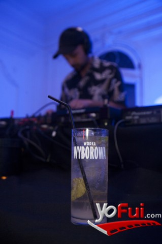 Dj