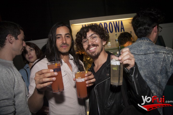 Felipe Saenz de Urtury, Fernando Celedón