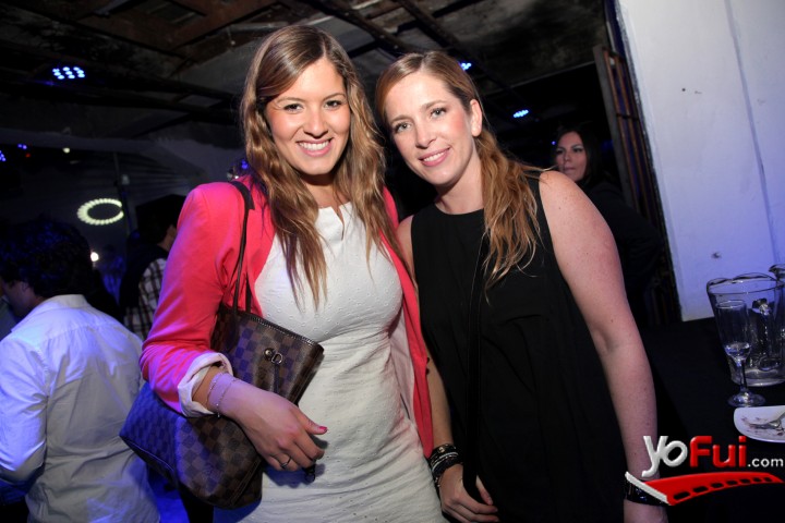 Nicole Marchant en Skechers Club