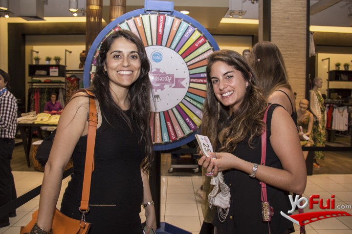 Paula Escobar en Inauguración Accessorize en Paris