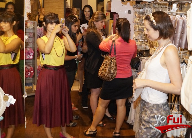 Fotografía en Inauguración Accessorize en Paris, Corner Accessorize en Paris
