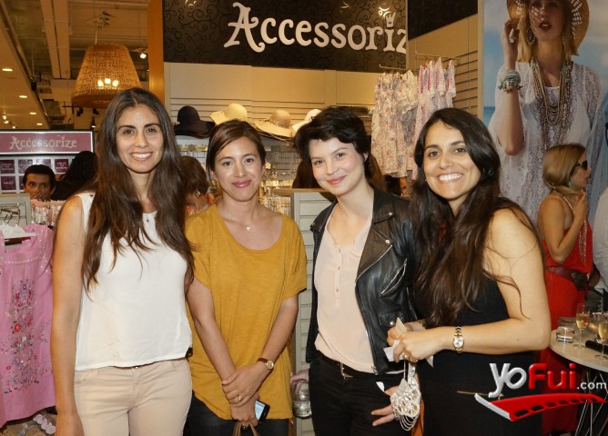 Paula Paillaman en Inauguración Accessorize en Paris