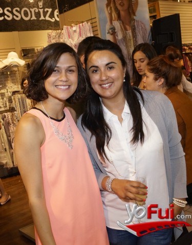 Carina Gil en Inauguración Accessorize en Paris