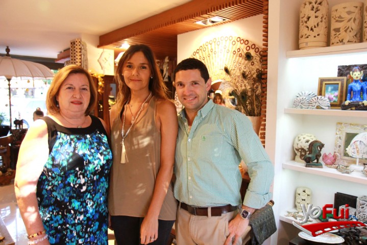 Marina Meneses Weber, María José Campero, Mauricio Urrutiaguer