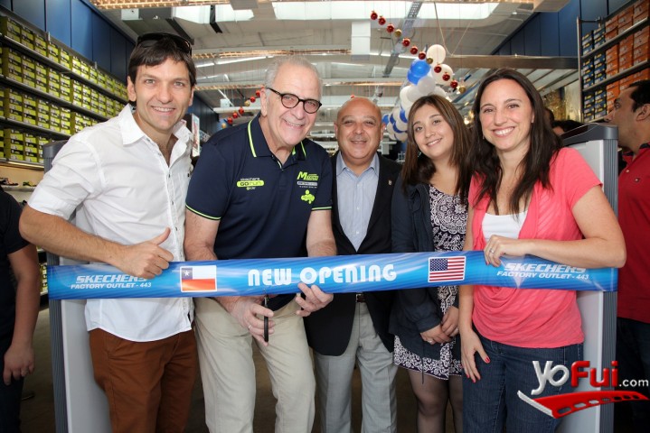 Marvin Bernstein en Skechers Factory Outlet