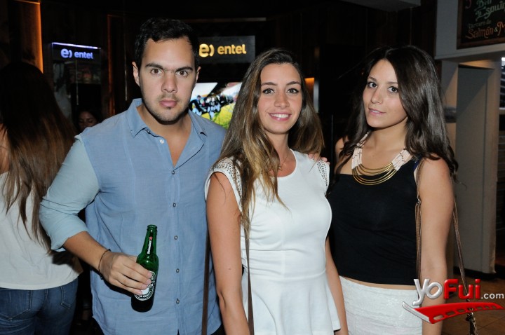Stefano Calderón en Décimo Aniversario Bar Esquina