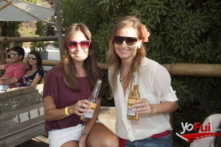 Camila Gallardo, Antonella Bassi