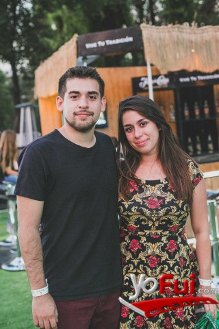 Carlos Villalobos, Jessica Castillo