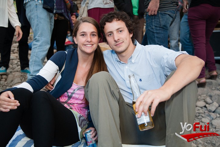Elisa Larraín, Peter Macdonald