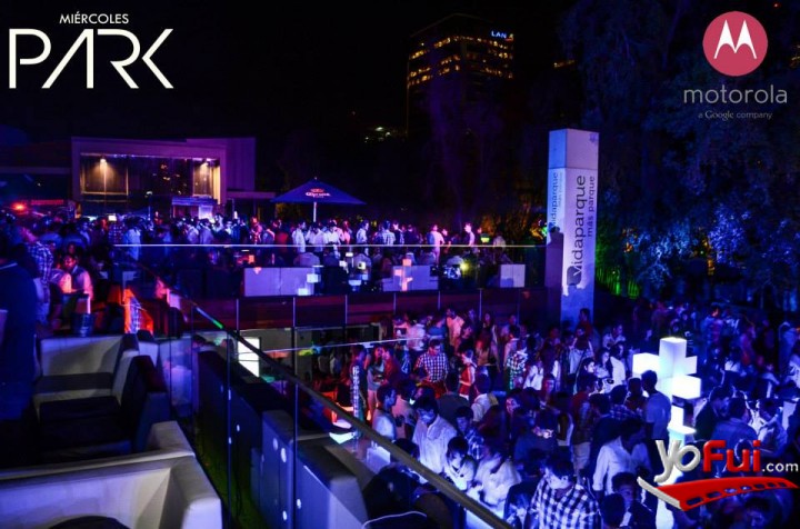 Fotografía en Fiestas Miércoles Park, Terrazas de CentroParque
