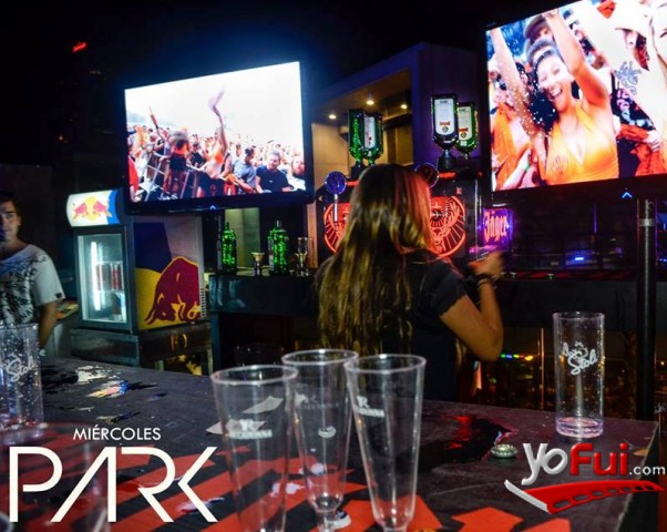 Fotografía en Fiestas Miércoles Park, Terrazas de CentroParque