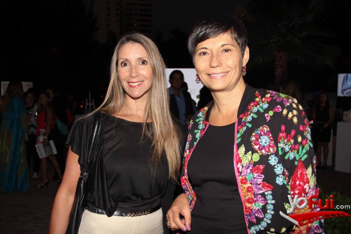 Lorraine Thompson, Lorena Valenzuela