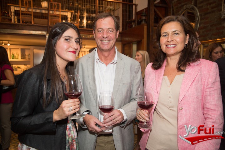 Daniela Salinas, Matías Elton, Irene Paiva