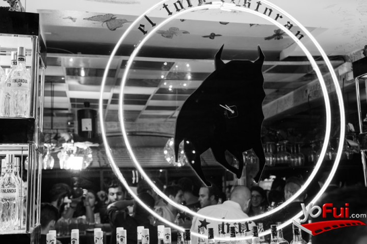 Fotografía en El Toro Restaurant cumple 15 años, El Toro Restaurant
