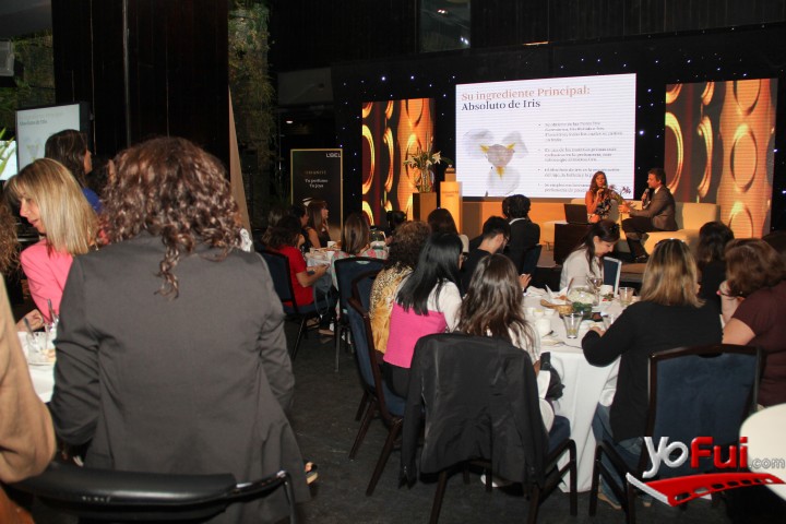 Fotografía en Lanzamiento Orianité de L’Bel, Salón Austral, Centro Parque