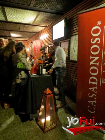 Fotografía en Viña Casa Donoso en el lanzamiento de Cock, Teatro Mori Parque Arauco