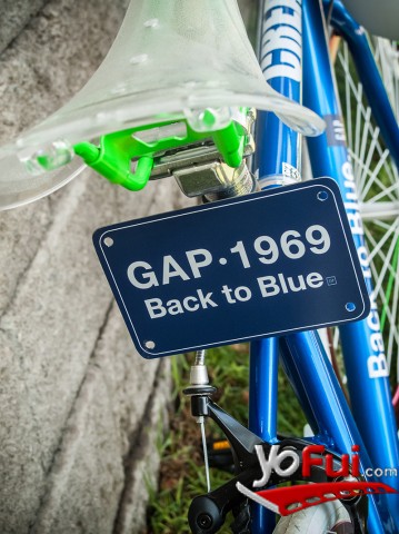 Fotografía en Ride in Blue de Gap, Parque Bicentenario