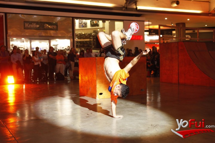 Show deportistas en la inauguración