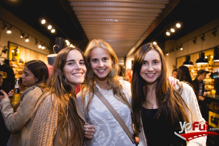 Valentinia Gillio, Nicole Yungue, Magdalena Roman