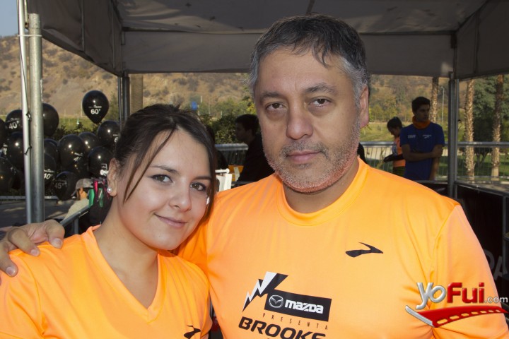 Nicole García, Victor García