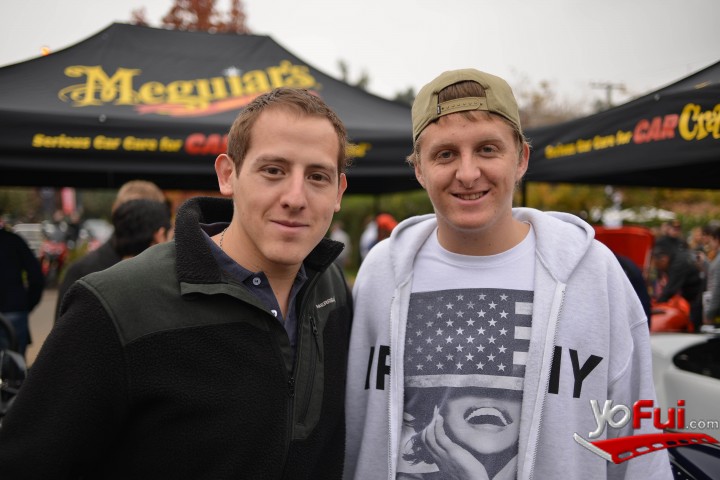 Sebastián Román, Lucas Larraín