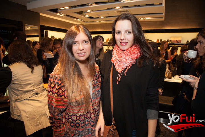 Lorena Flores, Giselle Sateler