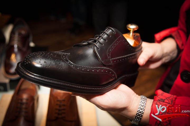 Fotografía en Lanzamiento de la nueva tienda de zapatos masculinos Guante, Tienda Guante