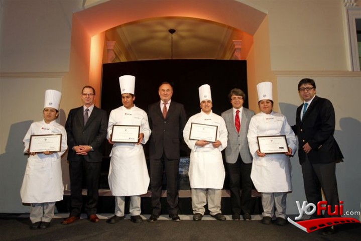 Entrega becas