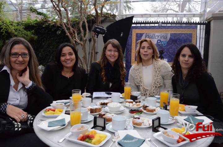 Mónica Vallejos, Pilar Molina, Daphne Crichton, Claudia Henríquez, Alexandra Zurcher