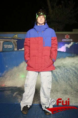 Fotografía en Billabong Wave Winter Night, Wavehouse